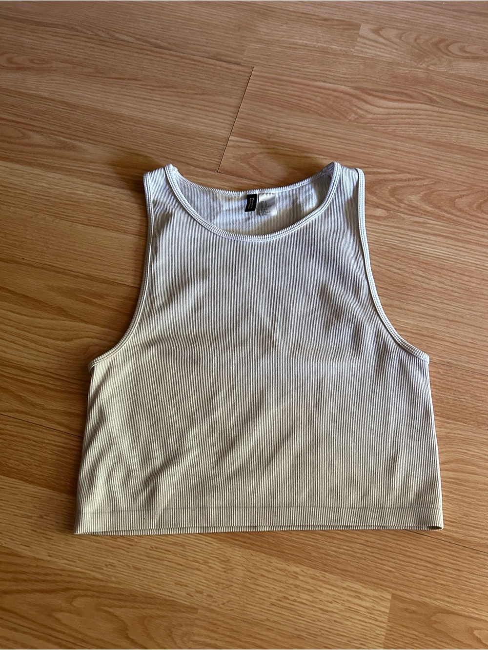 H&M Divided Beige Light Ribbed Cropped Tank XL